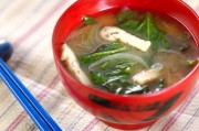 ほうれん草のみそ汁