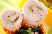 鶏むね肉のクルミチーズロール
