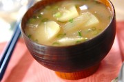 ジャガイモのみそ汁