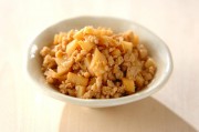 タケノコと鶏のそぼろふりかけ