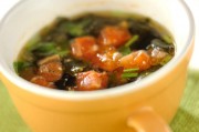 エビとトマトのスープ