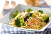 エビとブロッコリーのパスタ