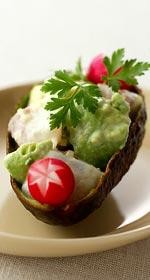 鯛とアボカドのサラダ