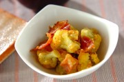 カリフラワーのカレー蒸し煮