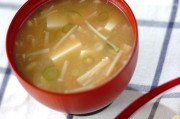 エノキと豆腐のみそ汁