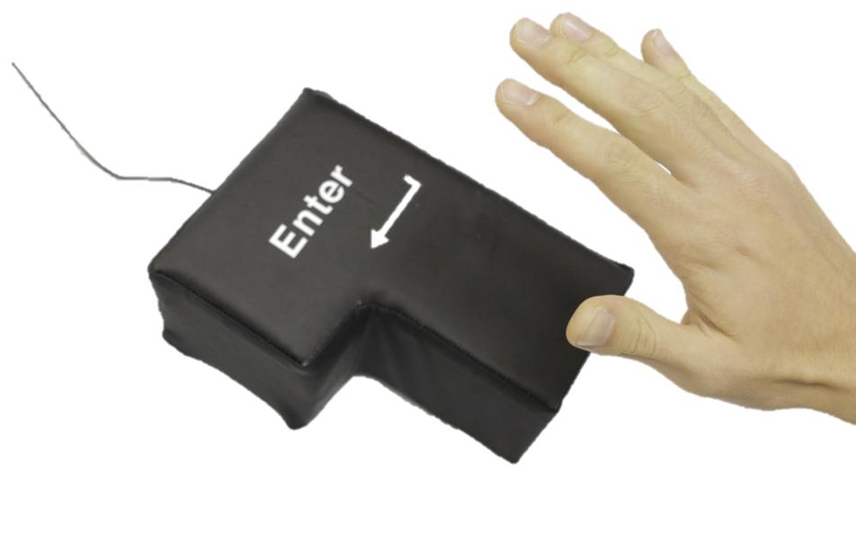 ENTERキーの割に、デケェな。