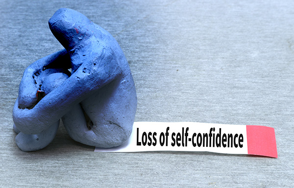 一生懸命頑張っているのに周りに認められない！自信回復のカウンセリング