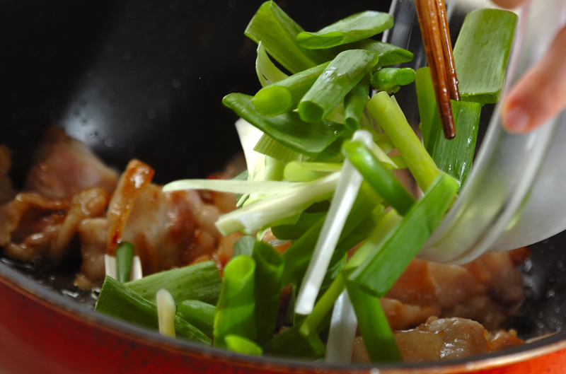 簡単!豚キムチ ピリ辛ふわふわ卵炒め ご飯がすすむ美味しさの作り方2