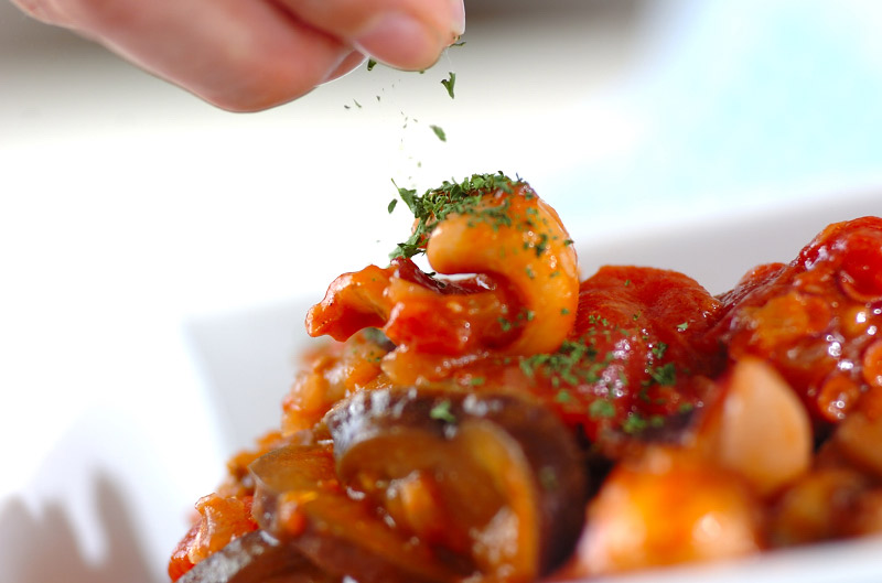 簡単洋風おかず!タコとナスのトマト煮の作り方3