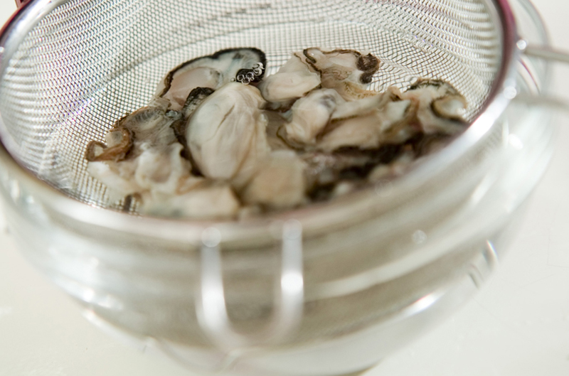 カキとネギの卵とじの作り方1