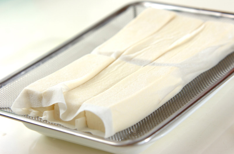 ナメコあんかけ揚げ出し豆腐の作り方の手順1