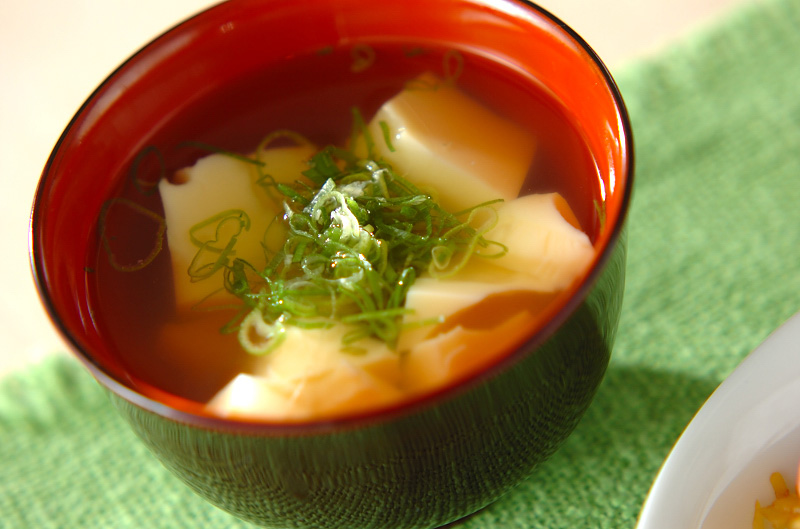 卵豆腐のすまし汁 レシピ 作り方 E レシピ 料理のプロが作る簡単レシピ