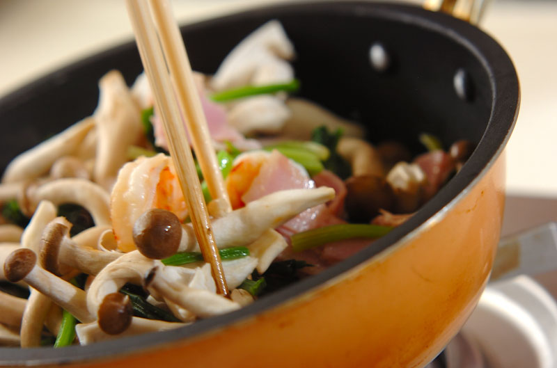 エビとホウレン草のキッシュの作り方1