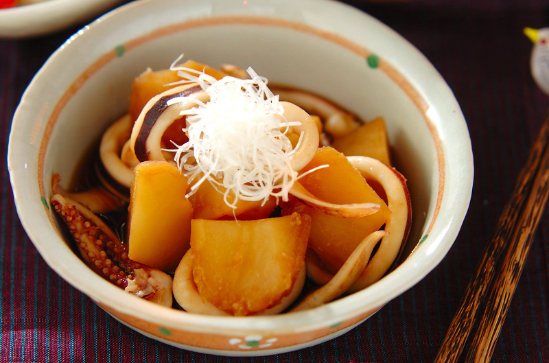 やわらかイカとジャガイモのシンプル煮のレシピ 作り方 E レシピ 料理のプロが作る簡単レシピ