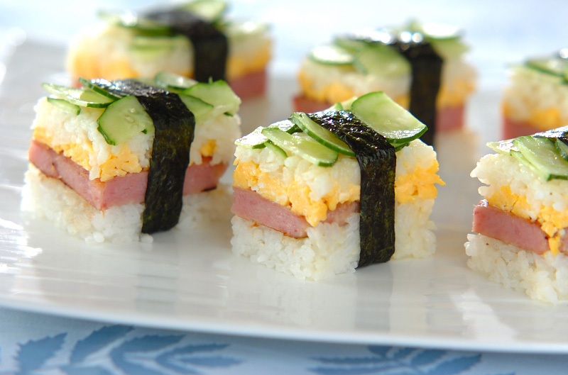 ポークランチョンミートの押し寿司 レシピ 作り方 E レシピ 料理のプロが作る簡単レシピ