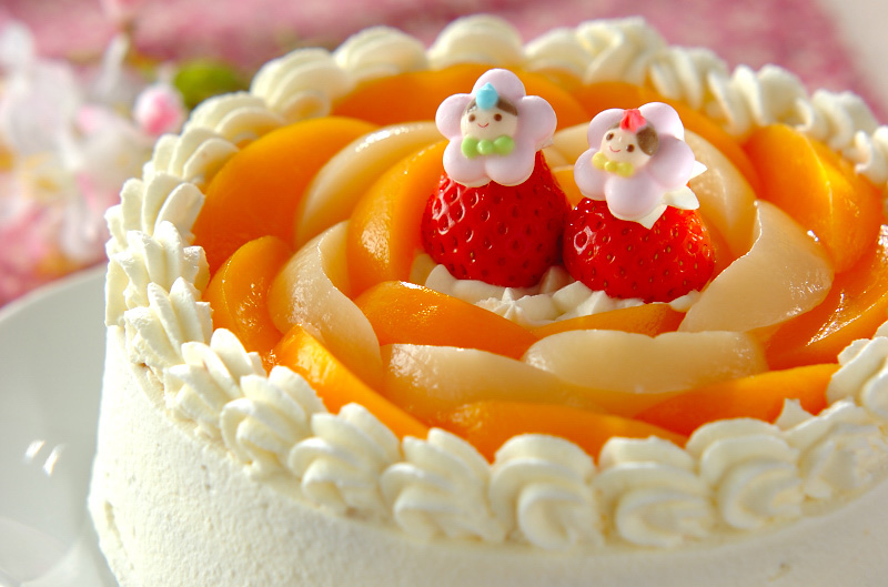 桃のデコレーションケーキのレシピ 作り方 E レシピ 料理のプロが作る簡単レシピ