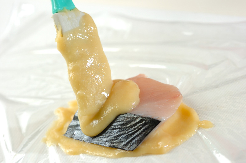 冷凍で作り置き　サワラの西京漬けの作り方1