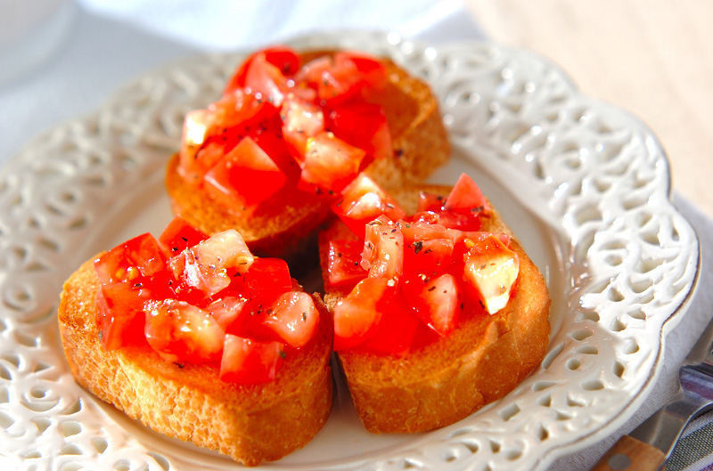 トマトのサッパリブルスケッタ 副菜 レシピ 作り方 E レシピ 料理のプロが作る簡単レシピ