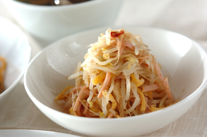 モヤシとハムのゴマ酢サラダ 副菜 レシピ 作り方 E レシピ 料理のプロが作る簡単レシピ