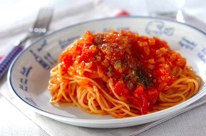 トマトソースパスタ レシピ 作り方 E レシピ 料理のプロが作る簡単レシピ