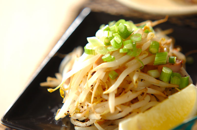 太モヤシの塩辛炒め 副菜 レシピ 作り方 E レシピ 料理のプロが作る簡単レシピ