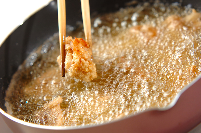 下味しっかり！鶏もも肉のジューシー唐揚げの作り方1