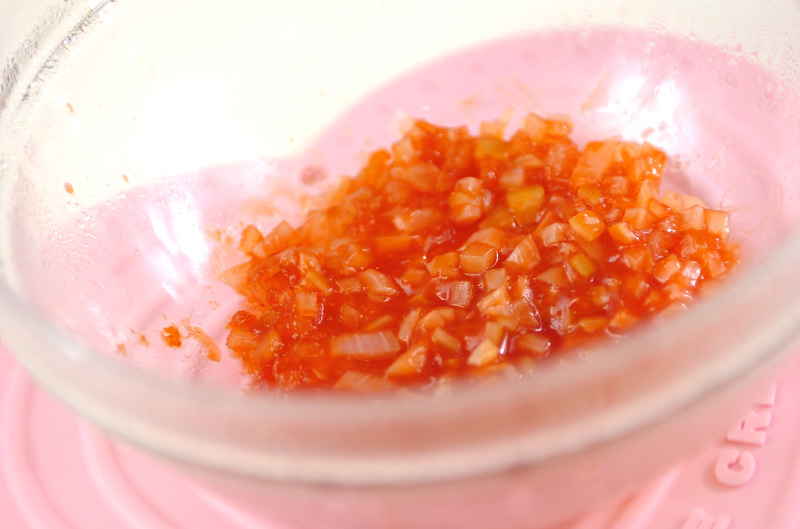 レンジでケチャップライスの作り方の手順1