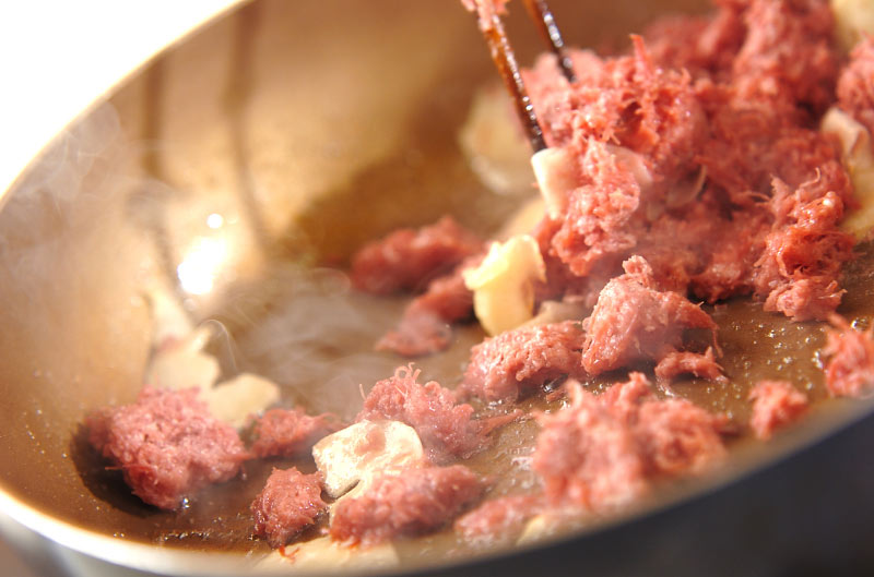 コンビーフと春雨の炒め物の作り方の手順4