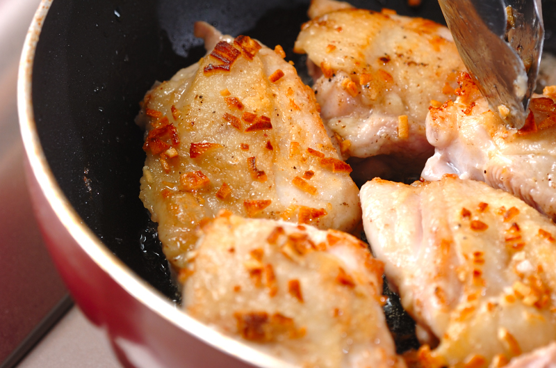 鶏肉のトマト煮込みの作り方1