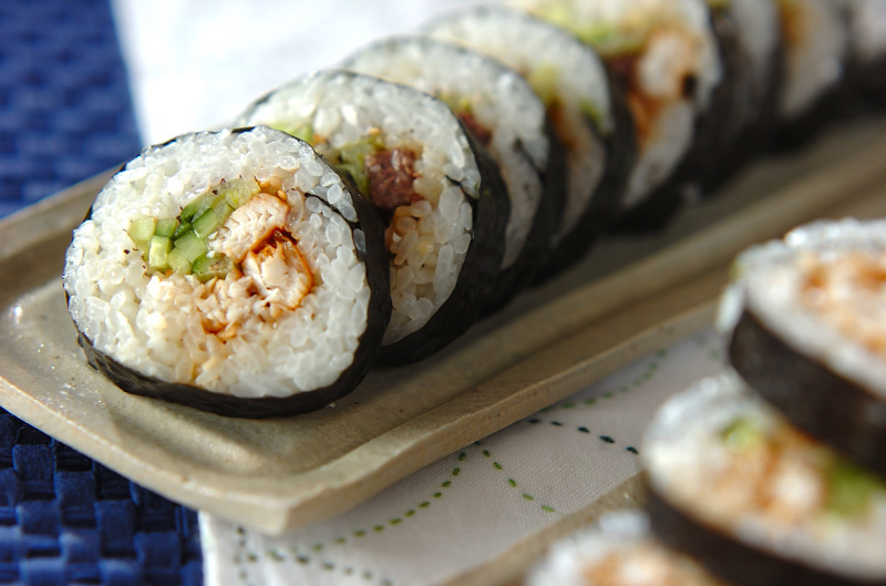 ブリの照り焼き巻寿司 レシピ 作り方 E レシピ 料理のプロが作る簡単レシピ