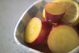 サツマイモのレモン煮