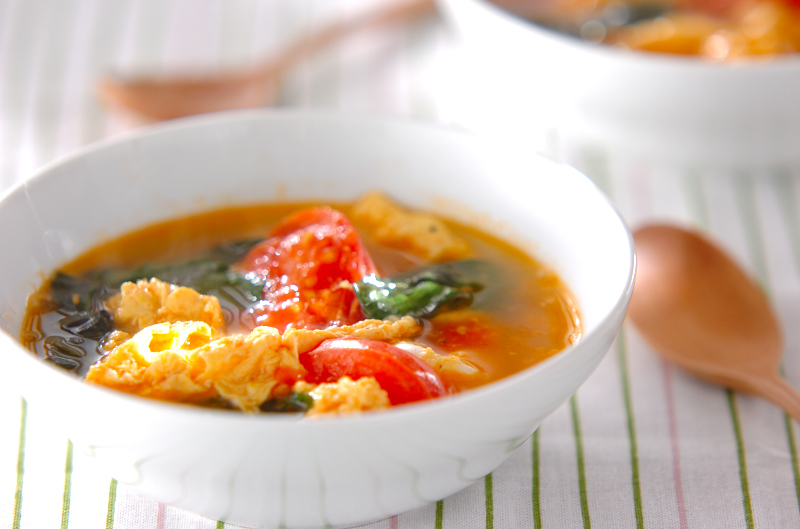 トマトと卵のスープ レシピ 作り方 E レシピ 料理のプロが作る簡単レシピ