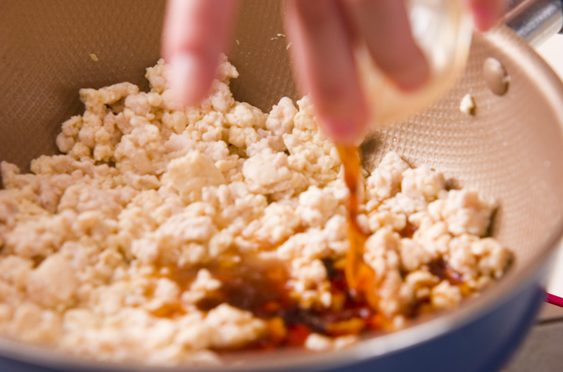 15分で今日の晩御飯 鶏豆腐そぼろ丼の作り方2