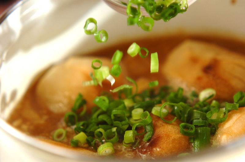 油揚げのみそ汁の作り方の手順4