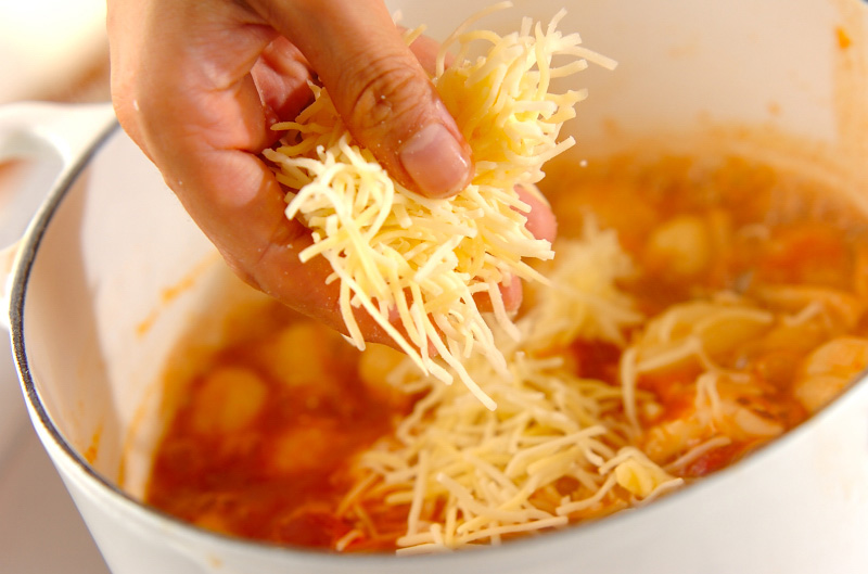 海鮮鍋～トマト鍋～チーズニョッキの作り方6