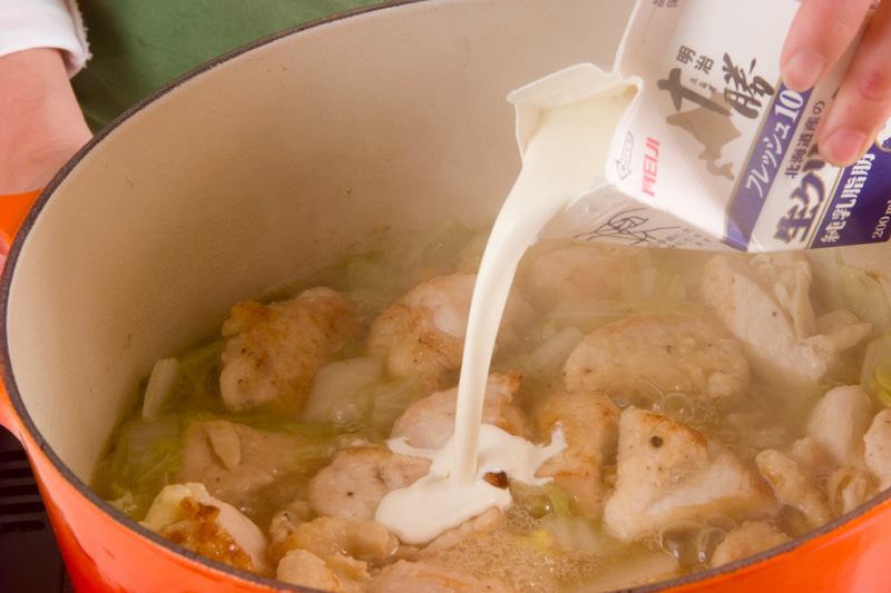 あっさりおいしい鶏むね肉と白菜のクリーム煮の作り方の手順8