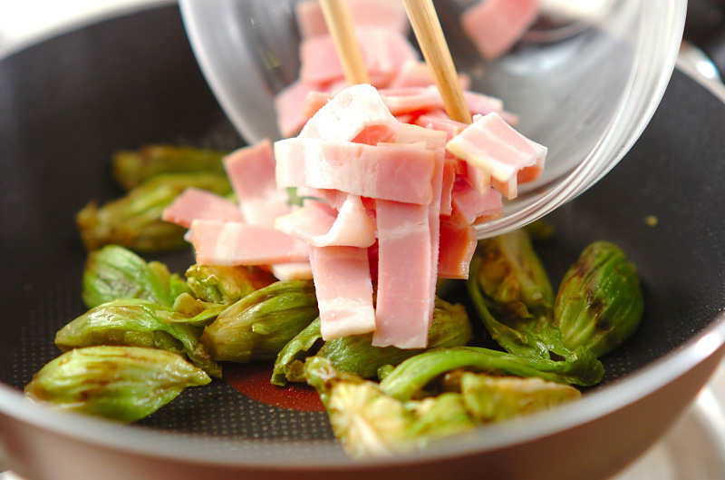 フキノトウ炒めの作り方2