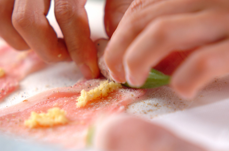 オクラの豚肉巻きの作り方1