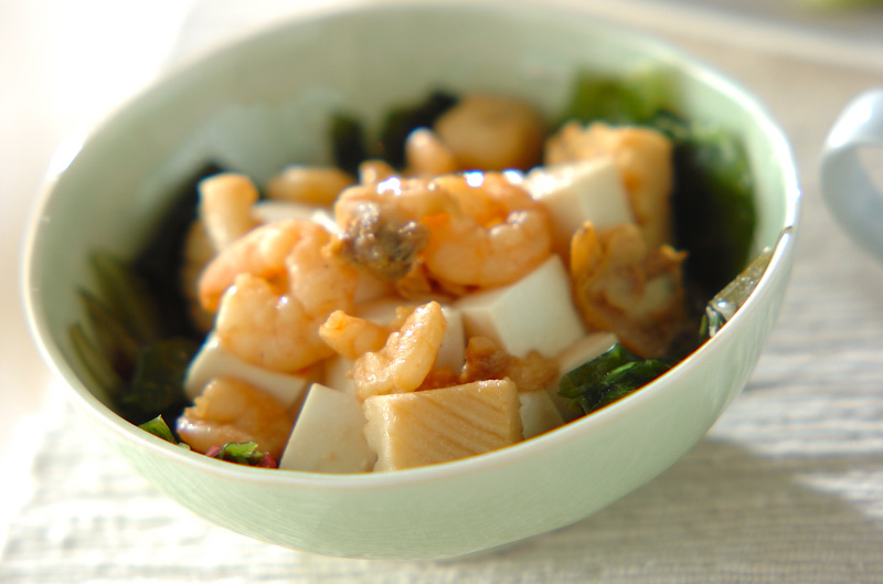 豆腐の海鮮サラダ