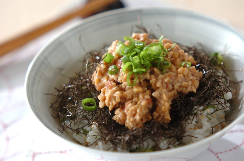 梅納豆とキュウリのサッパリご飯 レシピ 作り方 E レシピ 料理のプロが作る簡単レシピ