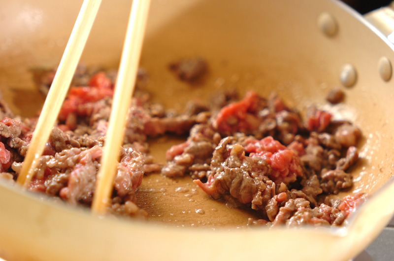 牛肉とピーマンのオイスターソース炒めの作り方1