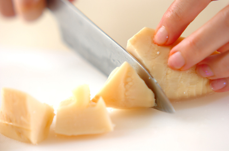 タケノコのバターじょうゆ炒めの下準備1