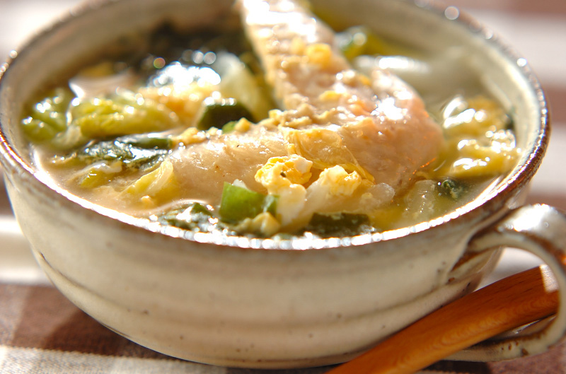 手羽先と白菜のスープ