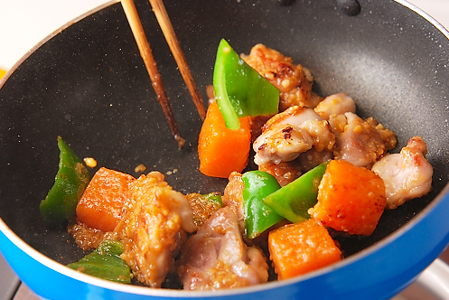 鶏肉のみそ炒めの作り方の手順4