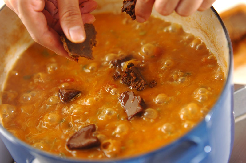 トマト缶で本場の味！絶品キーマカレーの作り方4