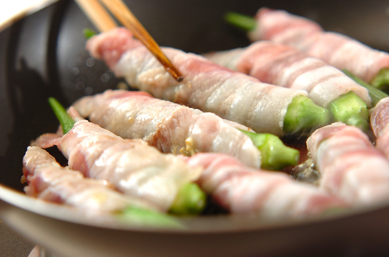 オクラの肉巻きソテーの作り方2