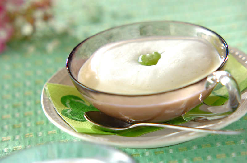 ソラ豆のメレンゲスープ レシピ 作り方 E レシピ 料理のプロが作る簡単レシピ