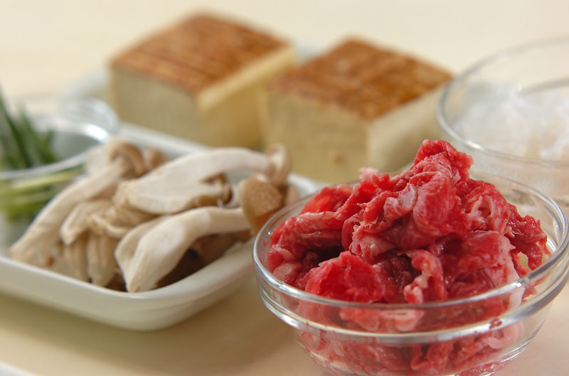 牛肉豆腐の作り方の手順1