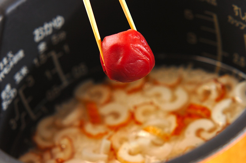 ちくわと梅の炊き込みご飯の作り方の手順3