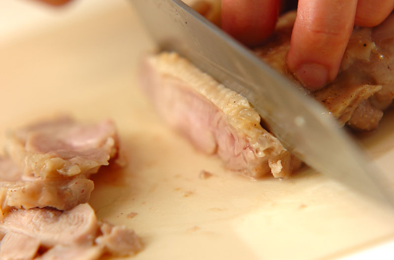 ピリ辛ゴマダレがけレンジ蒸し鶏の作り方2